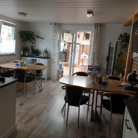 Gaestehaus Viktoriya Nur Wenige Minuten Zum Europa-park روست