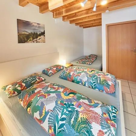 Gaestehaus Viktoriya Nur Wenige Minuten Zum Europa-park روست