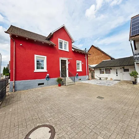 Gaestehaus Viktoriya Nur Wenige Minuten Zum Europa-park * Rust